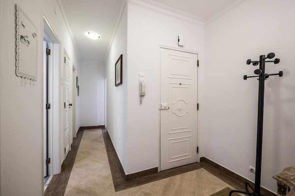 Apart Lisboa Confortavel 2 Quartos Com Terraco Odivelas  Eksteriør bilde